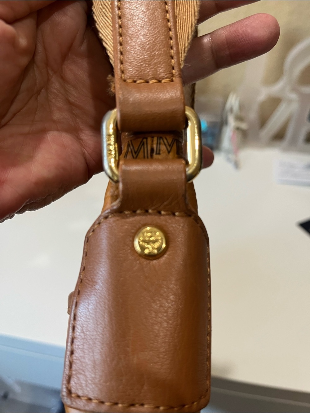 MCM COGNAC VISETOS 2 SIDED MESSENGER SLING BAG - Picture 7 of 15